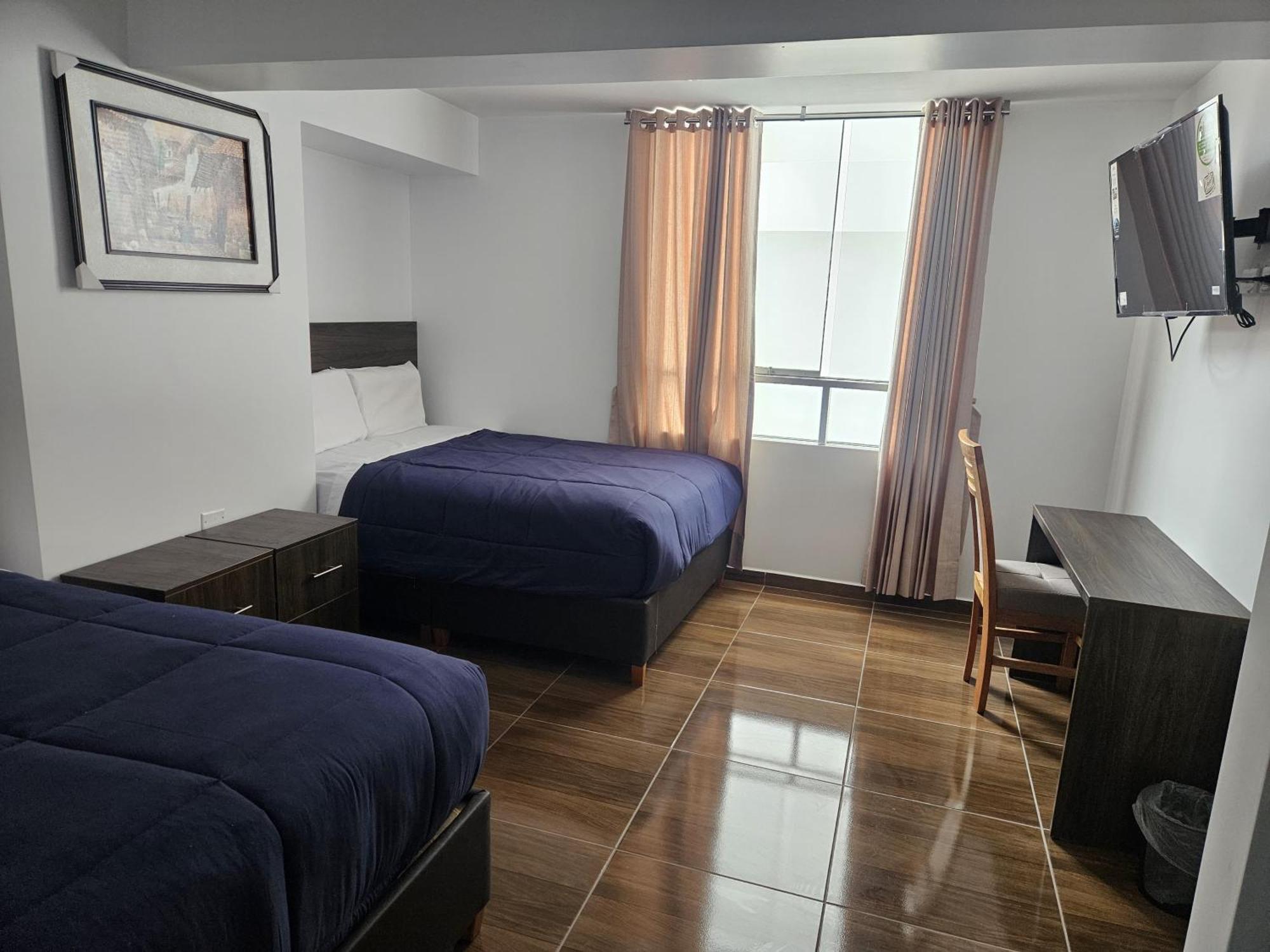 Continental Inn クスコ エクステリア 写真