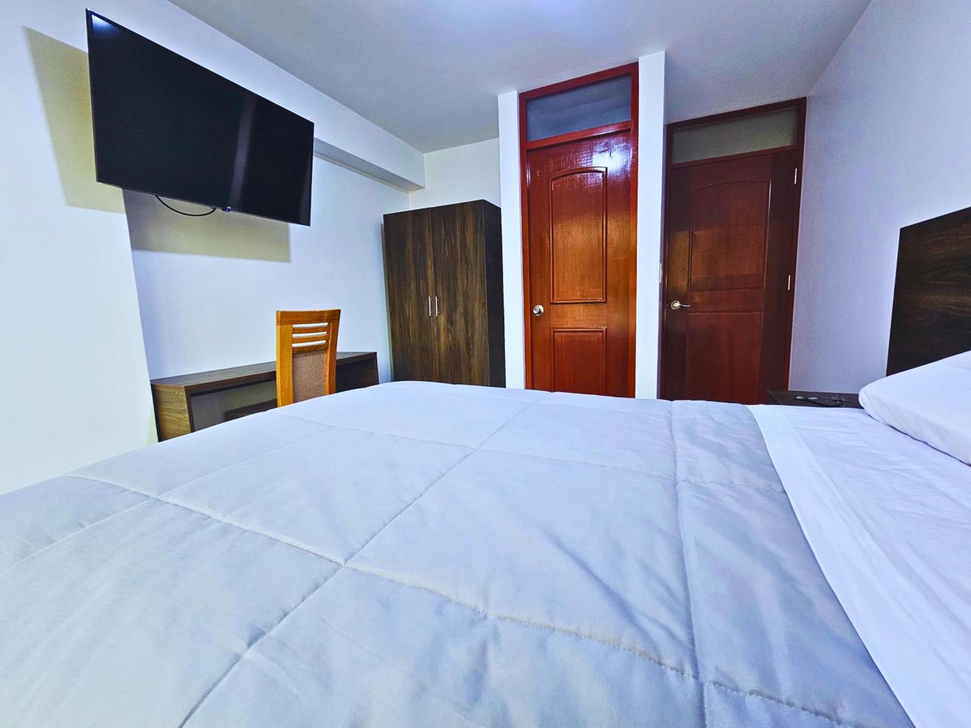Continental Inn クスコ エクステリア 写真